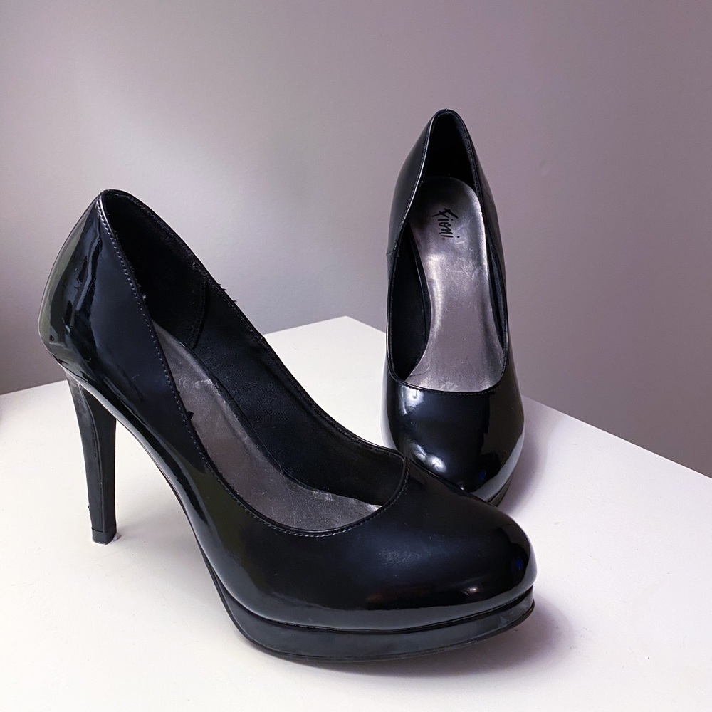 Simple Black Heels